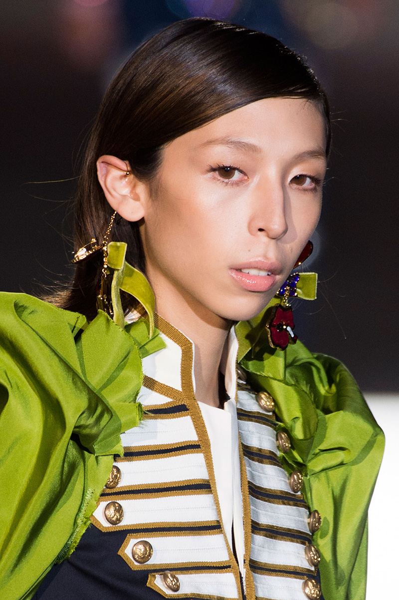 Issa Lish para Dsquared2 Spring 2017