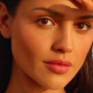 EIZA GONZALEZ IMAGEN DE ON THE BEACH