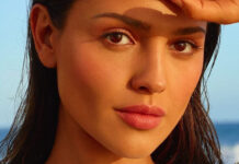 EIZA GONZALEZ IMAGEN DE ON THE BEACH